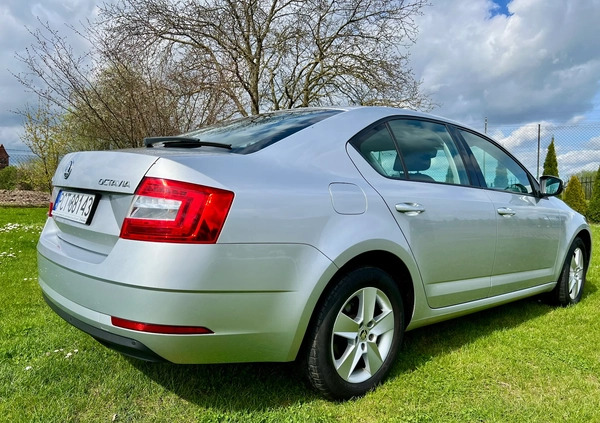 Skoda Octavia cena 64000 przebieg: 70000, rok produkcji 2018 z Jedlina-Zdrój małe 79